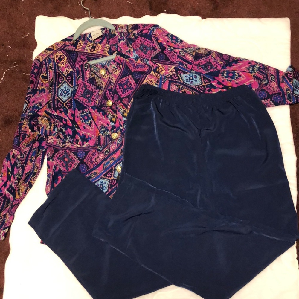 NWOT Two piece pant set.